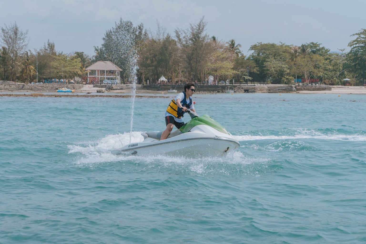 lalassa beach club di tanjung lesung